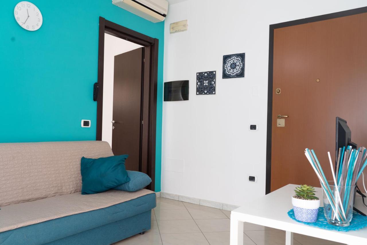 Residence Yellow Римини Екстериор снимка