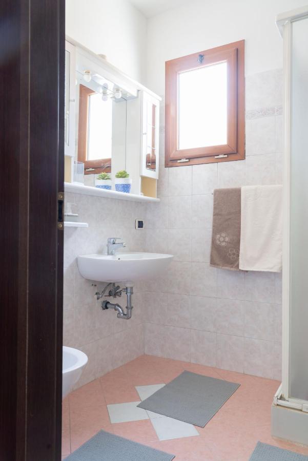 Residence Yellow Римини Екстериор снимка