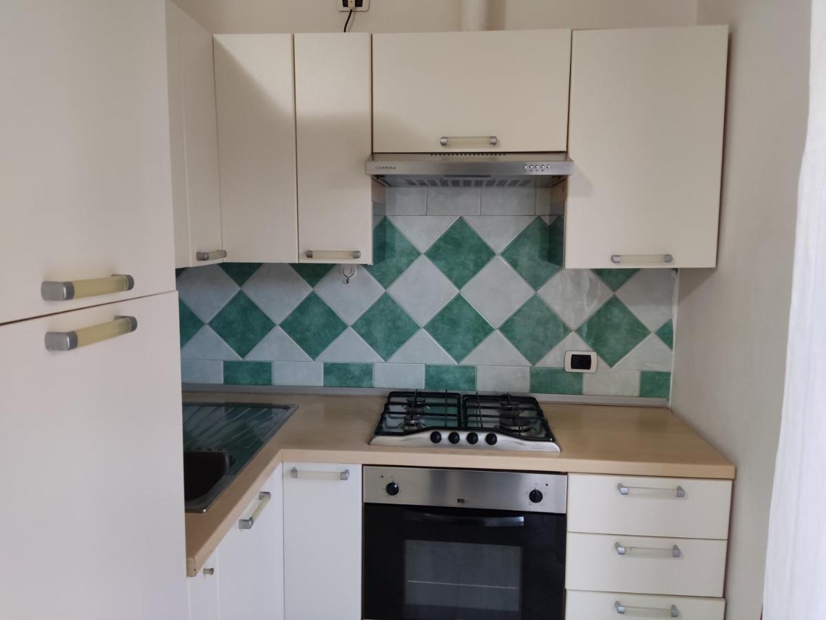 Residence Yellow Римини Екстериор снимка