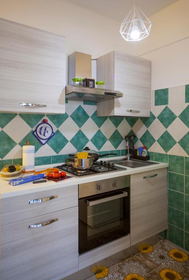 Residence Yellow Римини Екстериор снимка