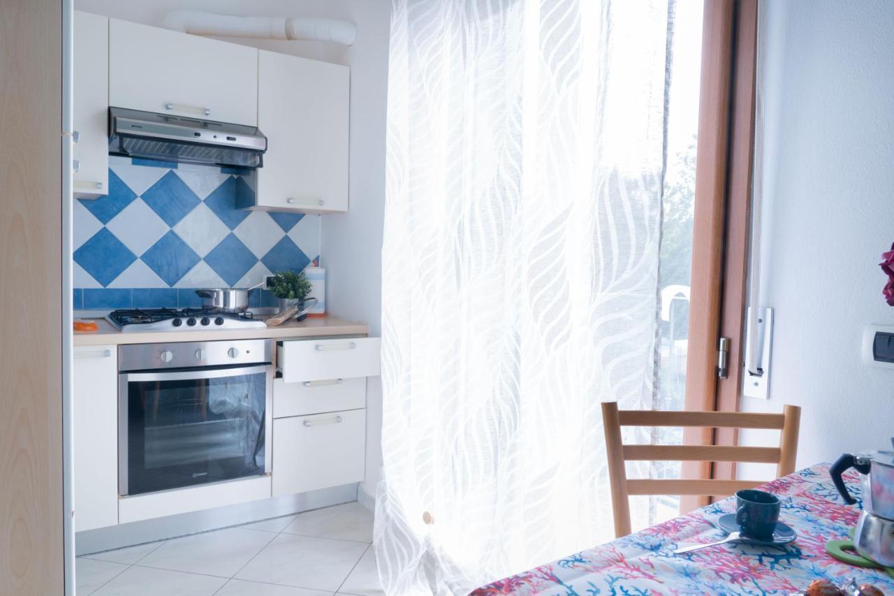 Residence Yellow Римини Екстериор снимка