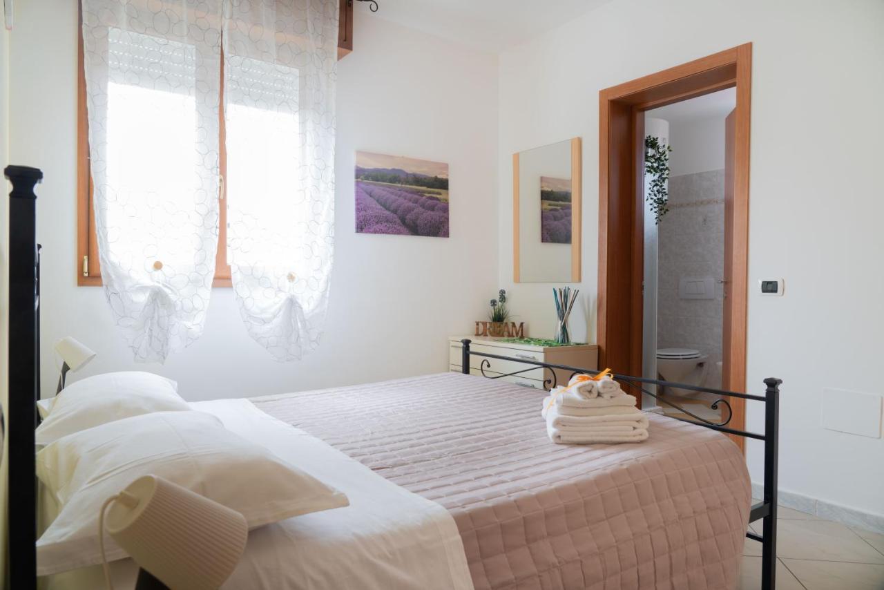 Residence Yellow Римини Екстериор снимка